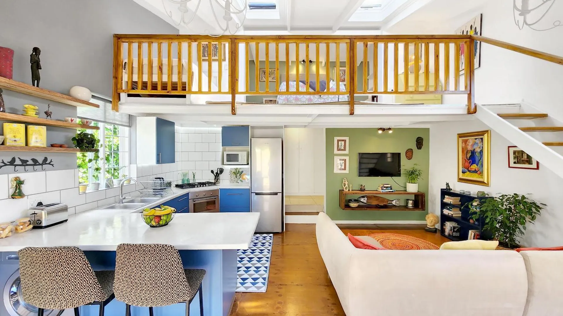 The Loft On Tudor Tokai Apartment